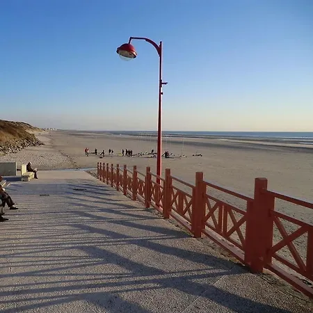 De La Falaise A Équihen-Plage