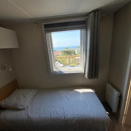 De La Falaise A Équihen-Plage